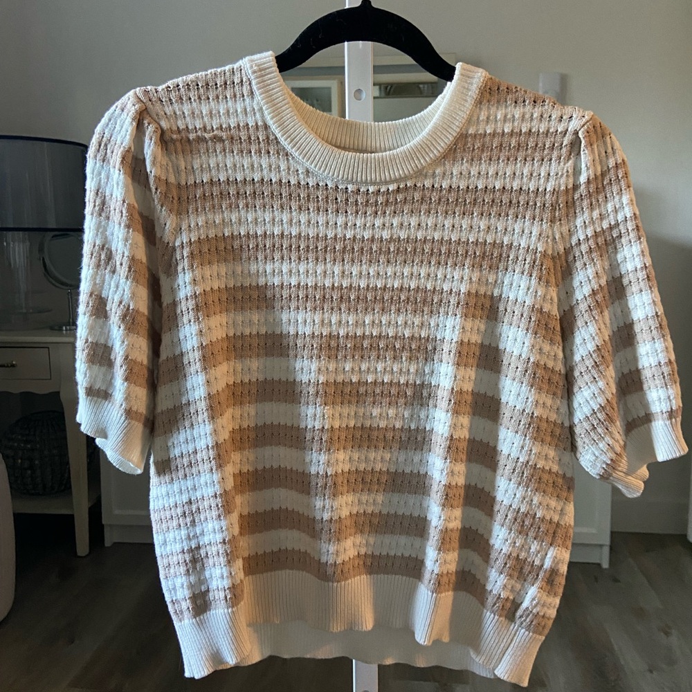 Cream and Tan Women's Sweater Tee